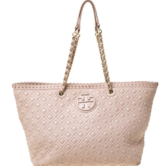 Tory Burch Handbags - Tory Burch Beige Quilted Leather Marion Tote